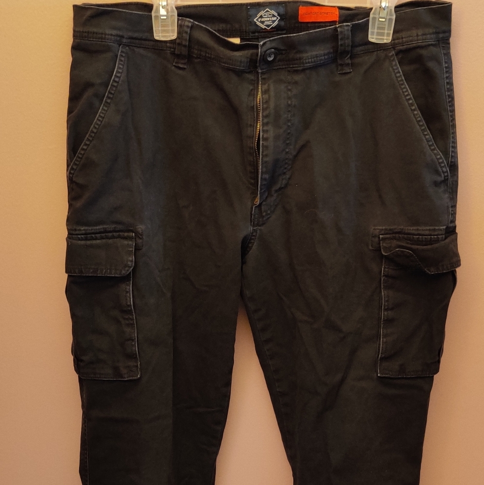Men's St John's bay comfort stretch cargo pants